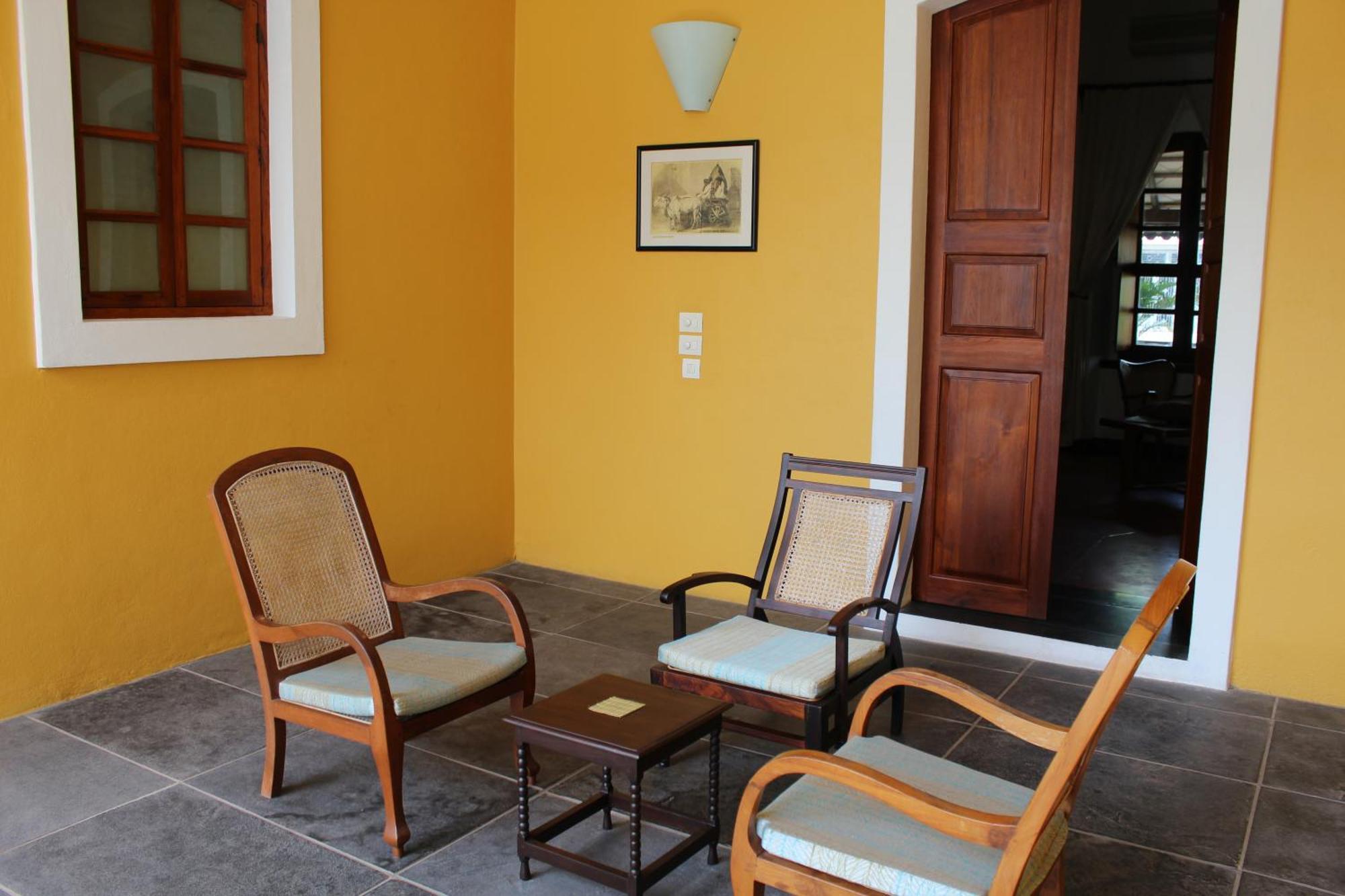Palais De Mahe - A Cgh Earth Experience Hotel Puducherry Eksteriør billede