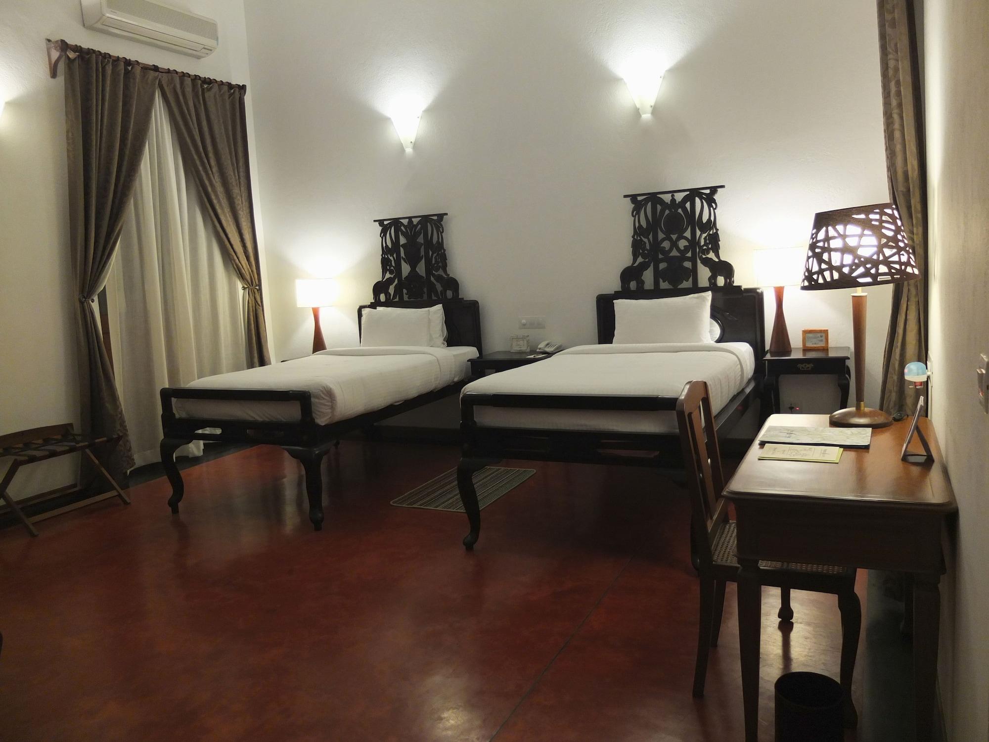 Palais De Mahe - A Cgh Earth Experience Hotel Puducherry Eksteriør billede