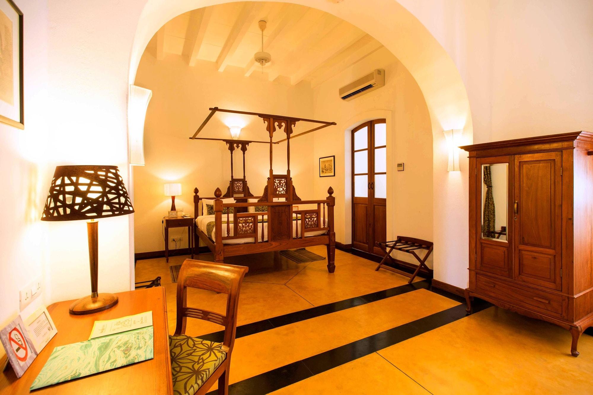 Palais De Mahe - A Cgh Earth Experience Hotel Puducherry Eksteriør billede