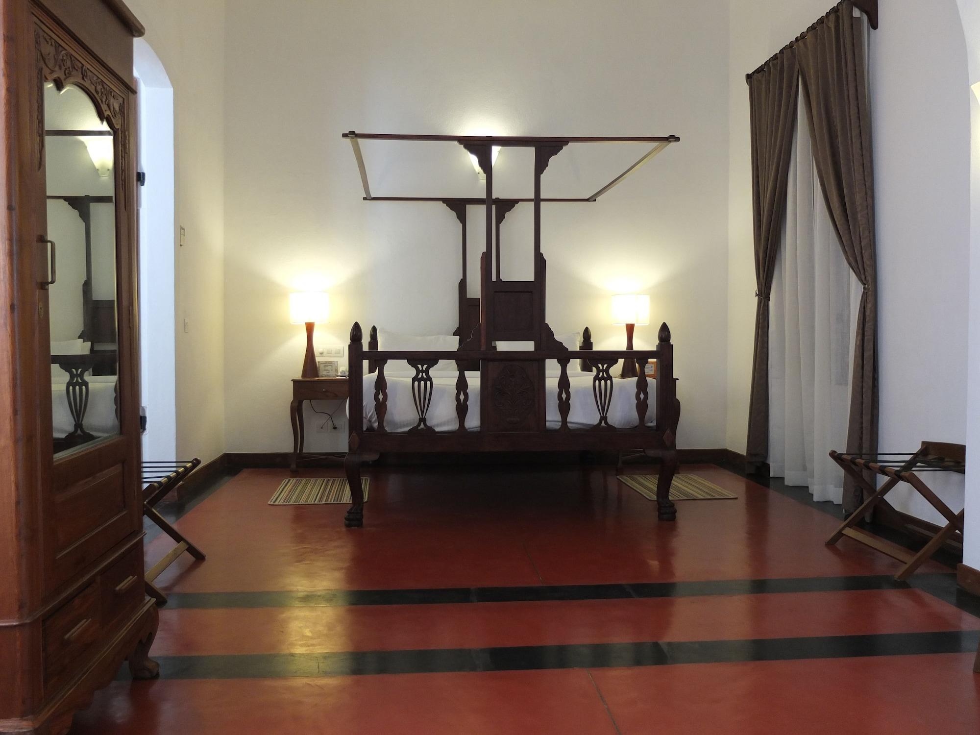 Palais De Mahe - A Cgh Earth Experience Hotel Puducherry Eksteriør billede