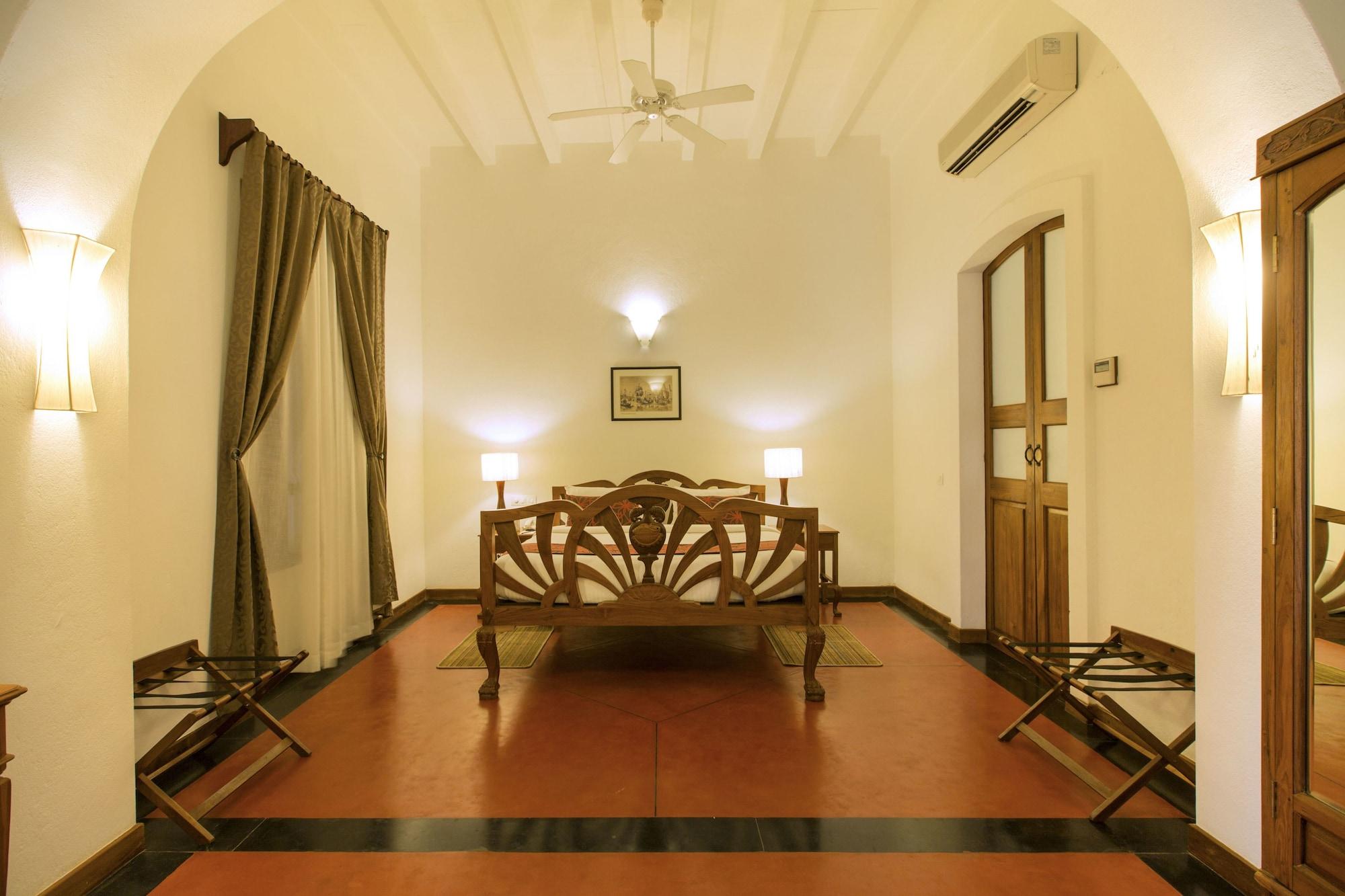 Palais De Mahe - A Cgh Earth Experience Hotel Puducherry Eksteriør billede