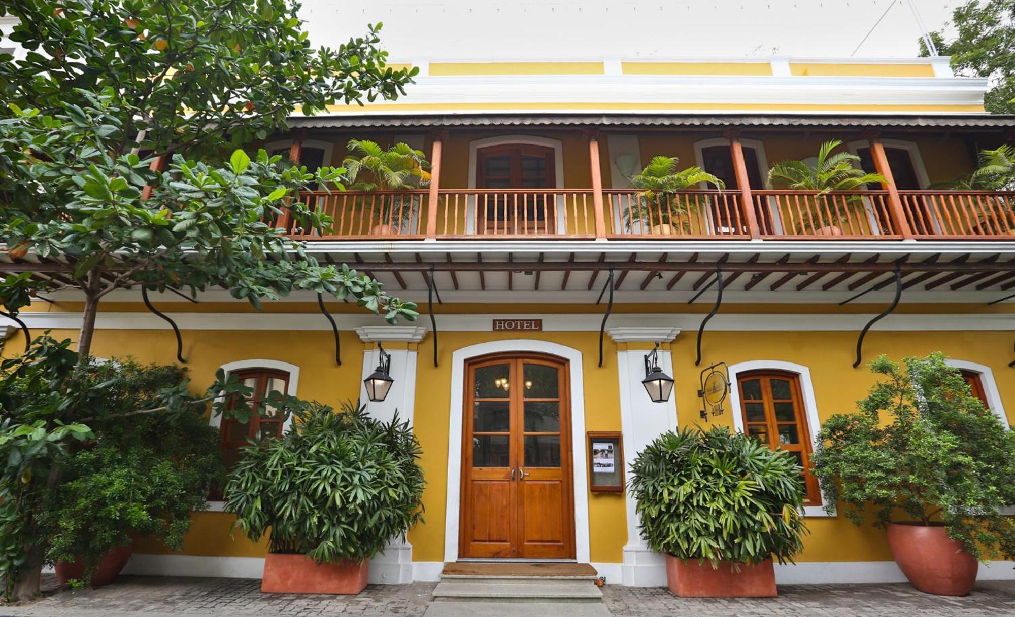 Palais De Mahe - A Cgh Earth Experience Hotel Puducherry Eksteriør billede