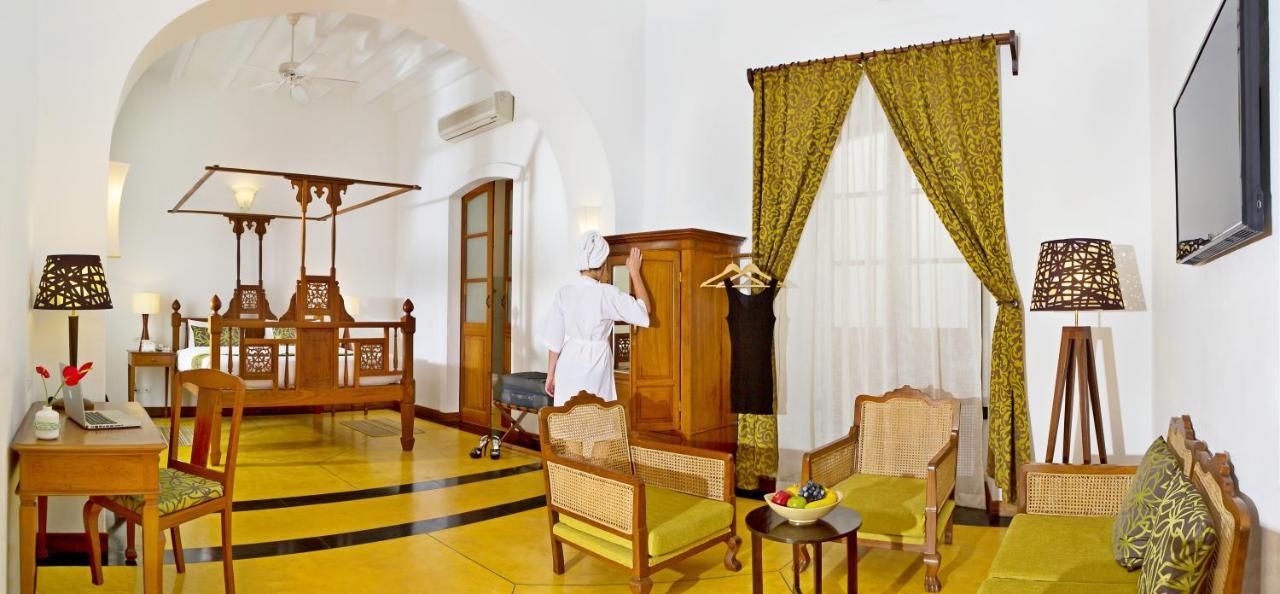 Palais De Mahe - A Cgh Earth Experience Hotel Puducherry Eksteriør billede