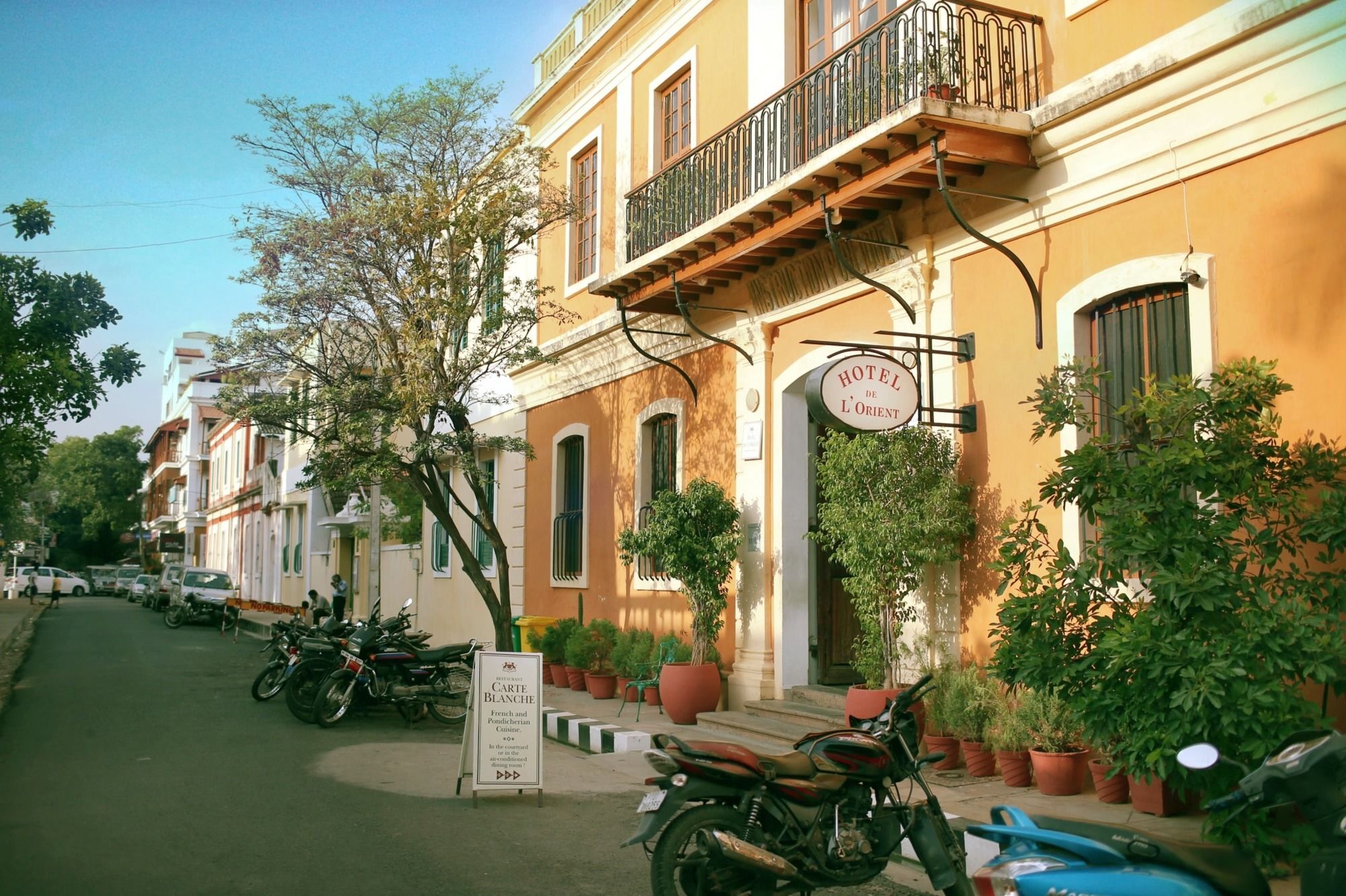 Palais De Mahe - A Cgh Earth Experience Hotel Puducherry Eksteriør billede