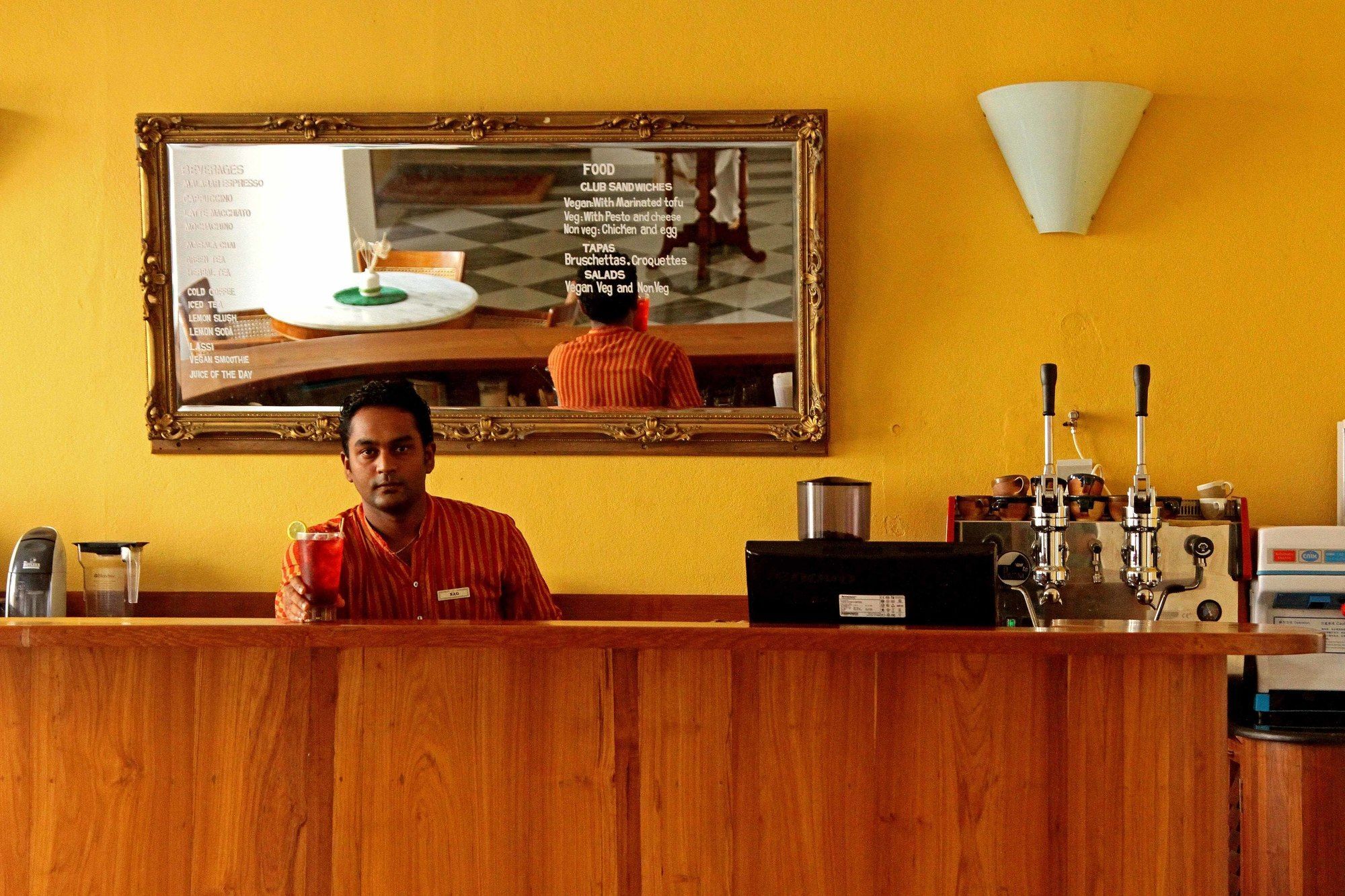 Palais De Mahe - A Cgh Earth Experience Hotel Puducherry Eksteriør billede