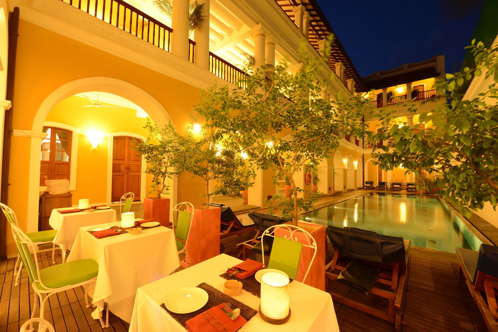 Palais De Mahe - A Cgh Earth Experience Hotel Puducherry Eksteriør billede