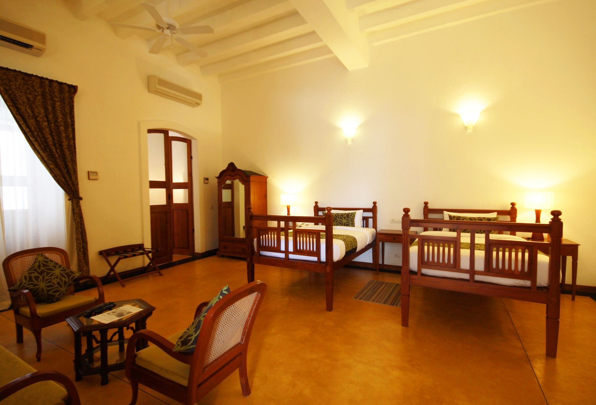 Palais De Mahe - A Cgh Earth Experience Hotel Puducherry Eksteriør billede
