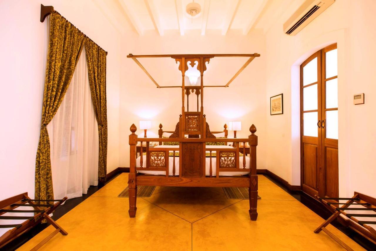 Palais De Mahe - A Cgh Earth Experience Hotel Puducherry Eksteriør billede